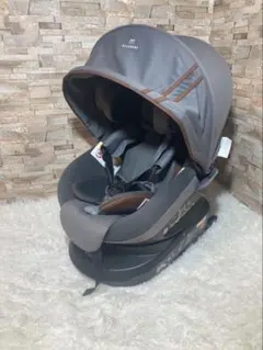 AILEBEBE クルットRウィ チャイルドシート 最上位モデル