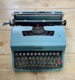 タイプライター olivetti LETTERA42 ブルーグリーン ジャンク品 タイプライター olivetti LETTERA42 ブルーグリーン ジャンク品