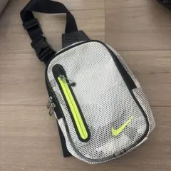 NIKE ボディバッグ ドット柄 ネオンイエロー