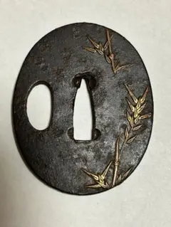 時代物 鉄地 竹図 金象嵌 小鐔 脇差 短刀用 鐔 象嵌細工 武具 時代物 鉄地 竹図 金象嵌 小鐔 脇差 短刀用 鐔 象嵌細工 武具 - メルカリ