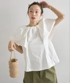 Cloth＆Cross バルーンスリーブVネックブラウス ハグオーワー - メルカリ