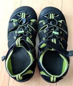 ​【大人気】KEEN NEWPORT H2 キッズ サンダル 22cm 黒×緑