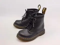 【未使用】Dr. Martens キッズ　8ホールブーツ　サイズ13.5cmのサムネイル