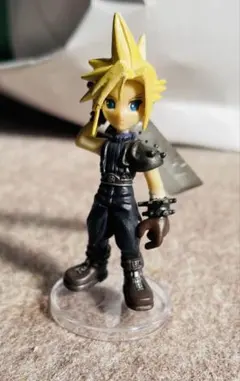 トレーディングアーツミニ クラウド フィギュア ff ファイナルファンタジー