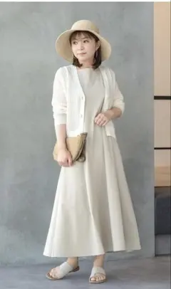 ユニクロUNIQLO ウルトラストレッチエアリズムワンピース　L ベージュ