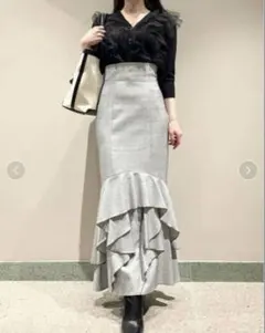 4/16まで限定値引き　SNIDEL ロング　マーメイドスカート　 S　グレーのサムネイル