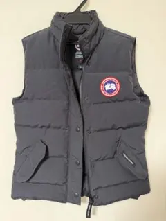 CANADA GOOSE. カナダグース　ベスト