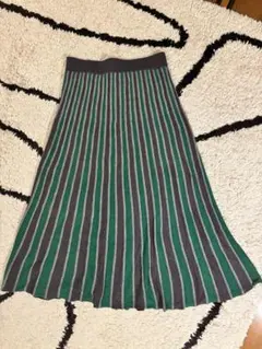 フレアスカート 緑とグレーのストライプ