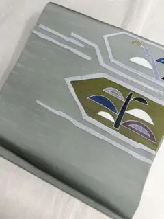 名古屋帯 灰緑 青磁色 抽象文様 幾何学 モダン レトロ 小紋 紬 和装