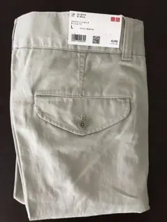 UNIQLO　ワイドフィットチノショーツ