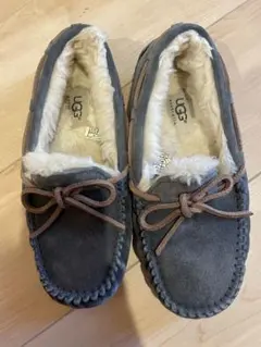 UGG ネイビーモカシン 5