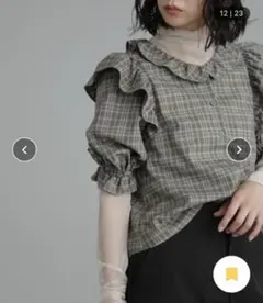 前開きフリルチェックブラウス　FREE’S MARTのサムネイル