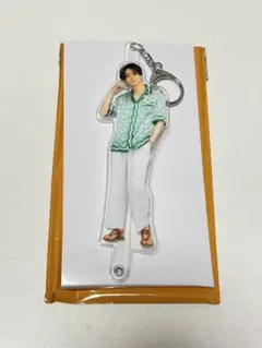 澤本夏輝 フォトプロップス FAN FAN HOP