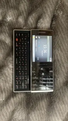 S22HT ホワイト EMOBILE