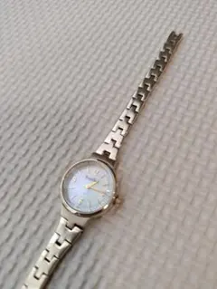 【ジャンク品】MARGARET HOWELL　腕時計のサムネイル