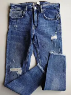 ZARA ダメージ加工 デニムパンツ