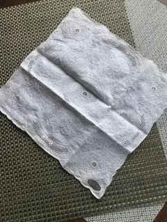 スワトウのハンカチ、全体刺繍