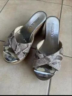 JIMMY CHOO パイソン柄 ウェッジソール サンダルのサムネイル