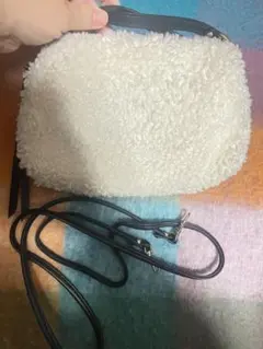 ジャンニキャリーニアリファボアバッグ　ボアショルダー