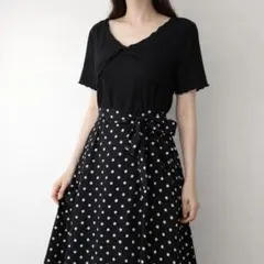 【3L】ロングワンピース 立体ツイスト Aライン ウエストリボン ドット柄 半袖