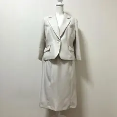スリークロシェット　スカートスーツ　春　ジャケット　スカート　春　アイボリー