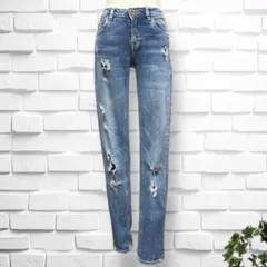 【ザラ】ダメージデニムジーンズ　34 カジュアル　Gパン　レディース　パンツ