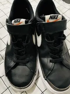 NIKE ブラック スニーカー ベルクロ