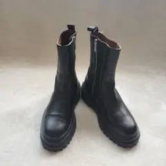 大人気　ZARA トラックソール　黒　レザー　サイドジップブーツ　厚底　36