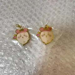 ちいかわパーク　メタルチャーム　古本屋　かに　カニ　ちいかわ