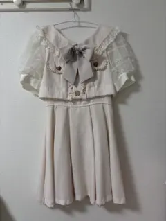 フラワープリント 半袖ミニワンピース LIZLISA 美品 - メルカリ