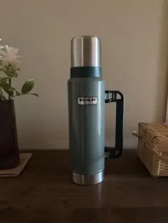 STANLEY スタンレー 水筒　旧ロゴ　ネイビー　新品未使用 2026年最新】スタンレー 水筒 旧ロゴの人気アイテム - メルカリ