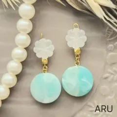 No.503★ライトブルー☆ラウンド☆フラワー☆水色☆ピアス☆イヤリング