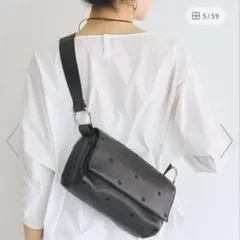 ビアズリー【BEARDSLEY】 本革 ドットボディバッグのサムネイル