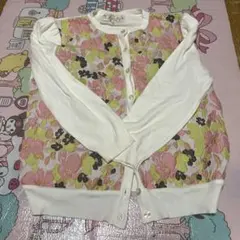 Chesty 花柄刺繍 カーディガン 長袖 ホワイト バッグにシミあり→画像確認のサムネイル