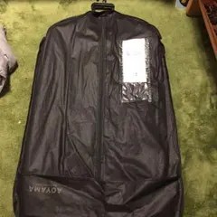男性 黒 スーツのサムネイル