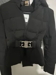 GYDA ブラック ダウンジャケット