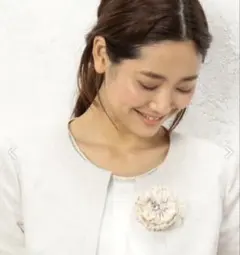 グリーンレーベルリラクシング　タックコサージュ