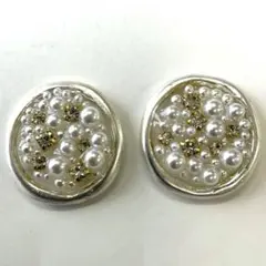 6209 ラインストーンとパールのつぶつぶピアス
