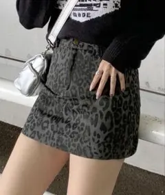 ヒョウ柄ミニパンツスカート