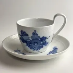 ロイヤルコペンハーゲン ブルーフルーテッド カップ＆ソーサー 1客