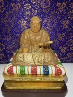 弘法大師坐像 空海 お大師さま 2寸#030 ◆白檀 木彫 仏像 仏師 萩原文義作 木彫仏像 #46「弘法大師（空海）像」身丈11cm総丈17cm 彫刻・オブジェ