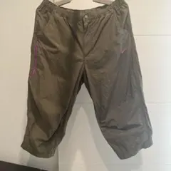 NIKE カジュアルショートパンツ オリーブグリーン