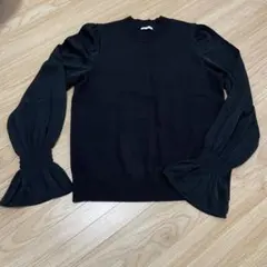 最終値下げ　GU ブラックフレア袖ニットセーター