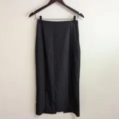 ブラック ロングスカート スリット入り