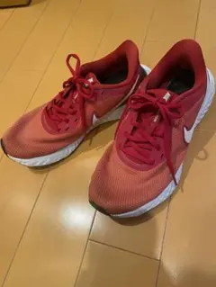 NIKE レボリューション5 ランニングシューズ 26
