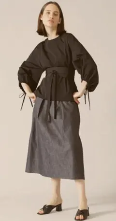 アドーア　薄手デニムスカート