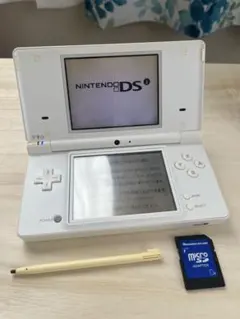 ニンテンドーDSi ホワイトTWL-001 タッチペン　SDカード　動作確認済み