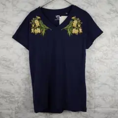 新品 ユニクロ グラフィック Tシャツ ネイビー M 刺繍 スタジオサンダー