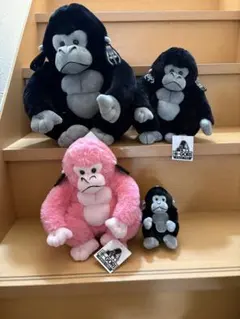 ウホウホゴリラ　ヨネゴリ　ぬいぐるみ９個セット ウホウホゴリラ ヨネゴリ ぬいぐるみ9個セット - メルカリ