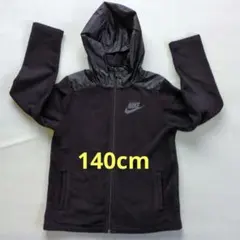 ナイキ 140cm フリース　フード付き　キッズ　ジュニア　 男の子　黒